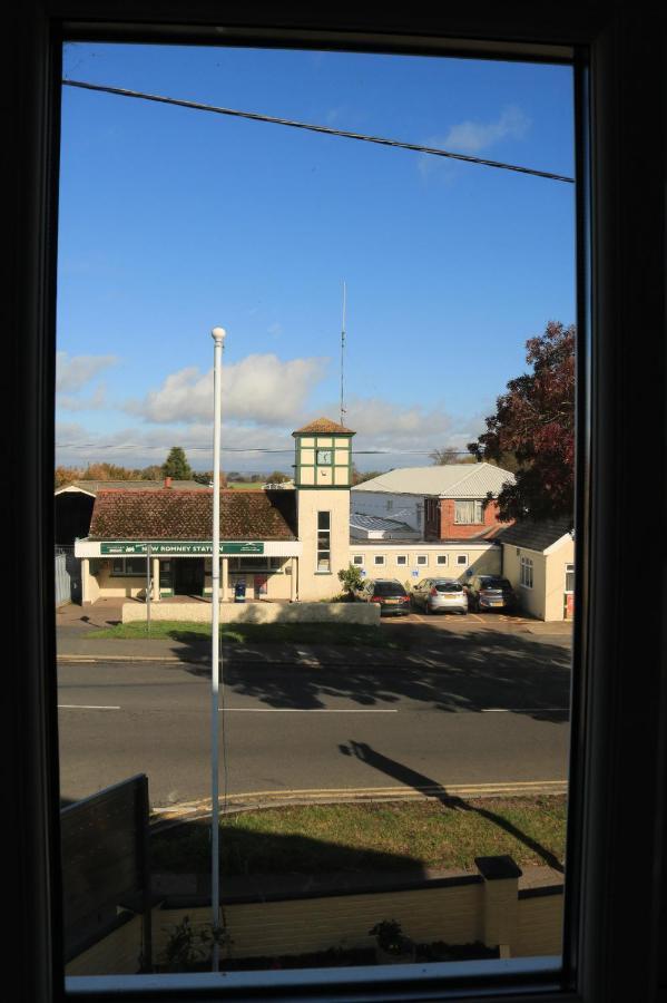 Captain Howey Hotel New Romney Buitenkant foto